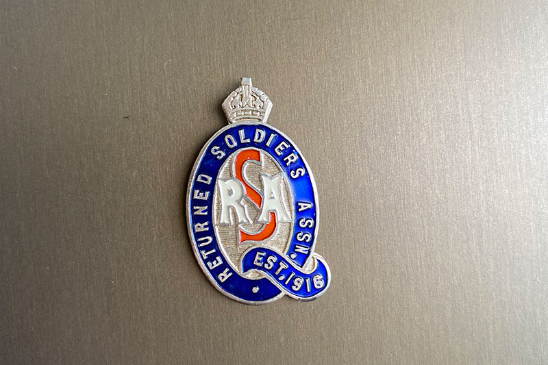 Queensland Returned Soldiers’ Association badge. 
