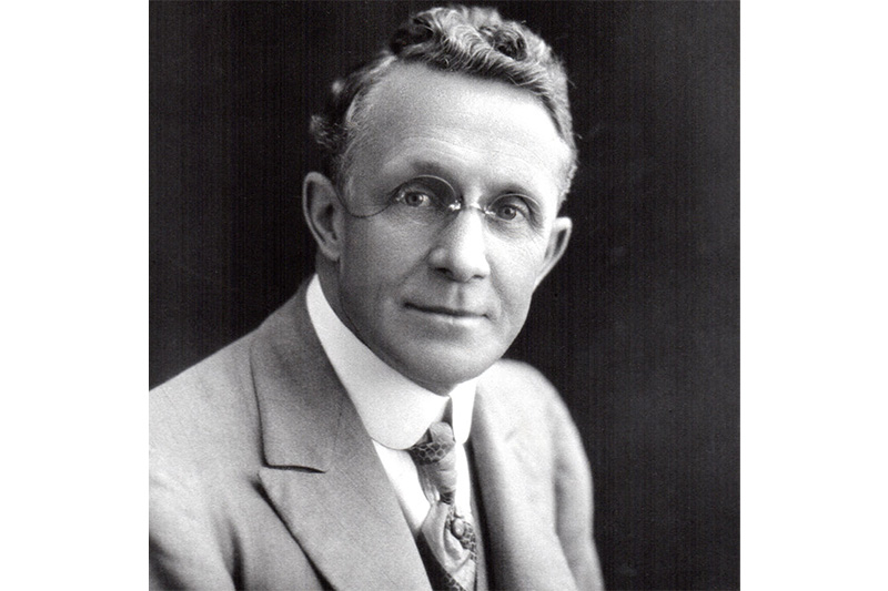 Wallace Bishop c.1925 (Wallace Bishop website)