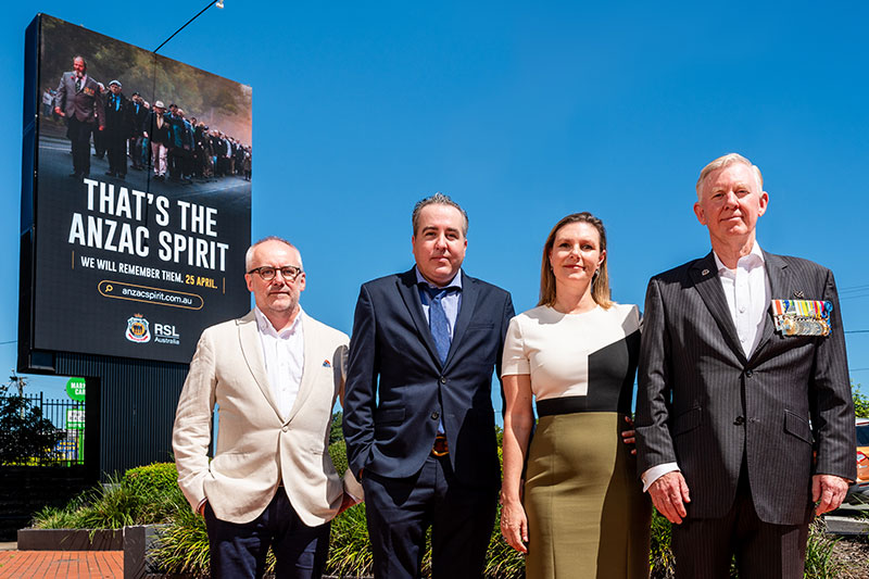 (L-R) Geoff Noonan, QMS Queensland State Sales Manager, Jimmy Sullivan MP, Assistant Minister for Juice and Veterans' Affairs (QLD), Elizabeth McIntyre, Outdoor Media Association CEO, Major General Stephen Day DSC AM, RSL Queensland State President.