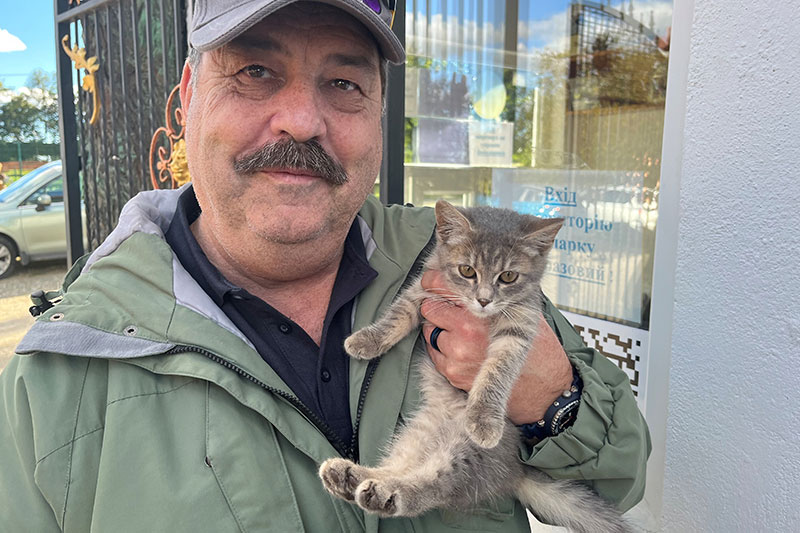Nigel has travelled to Ukraine to assist animals impacted by the war