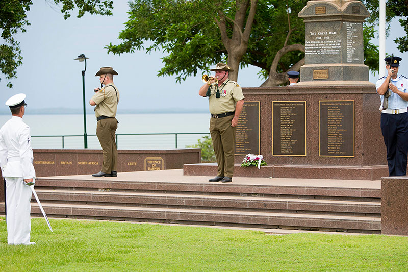 Darwin Cenotaph Defence Images